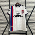 Load image into Gallery viewer, Bayern München Away Jersey 96/98 Retro