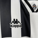 Load image into Gallery viewer, Juventus Home Jersey 96/97 Retro