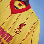 Load image into Gallery viewer, Liverpool Away Jersey 1984 Retro
