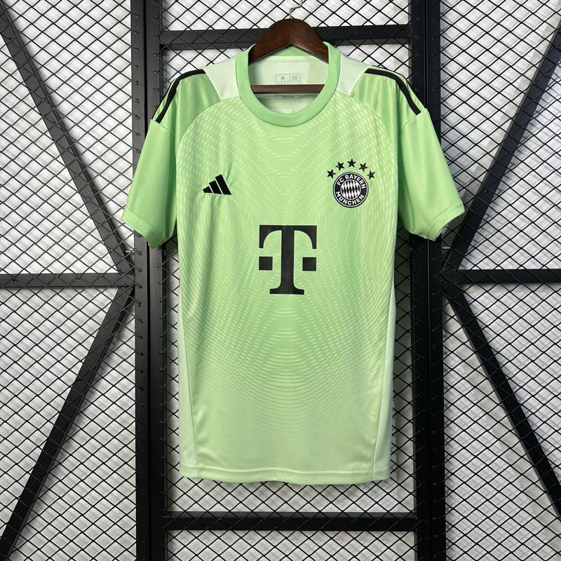 Bayern de Munique Goalkeeper Kit 25-26