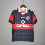Load image into Gallery viewer, Bayern München Home Jersey 97/98 Retro
