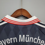 Load image into Gallery viewer, Bayern München Home Jersey 97/98 Retro
