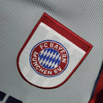 Load image into Gallery viewer, Bayern München Home Jersey 98/99 Retro
