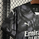 Load image into Gallery viewer, Milan Goalkeeper Home Jersey 24/25
