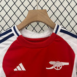 Load image into Gallery viewer, Arsenal Home 24/25 Kit Kids
