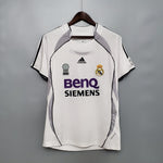 Load image into Gallery viewer, Real Madrid Home Jersey 06/07 Retro

